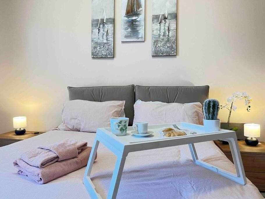 Appartamento A Pochi Passi Dalla Stazione Comodo A Coppie E Famiglie, Casa Ferrucci Collegno Eksteriør bilde
